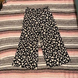SOLD Pleated Leopard Print Wide Leg Crop Pants